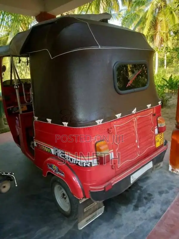Bajaj 2 Stroke 2001 Three Wheel Unregistered (Recondition)