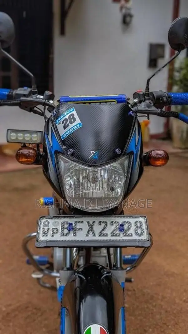 Bajaj CT-100 2017 Motorbike (Used)