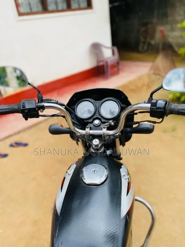 Bajaj CT-100 2008 Motorbike (Used)