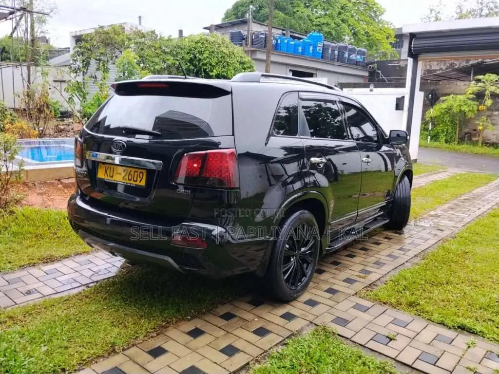 Kia Sorento Black Edition 2012 SUV (Used)