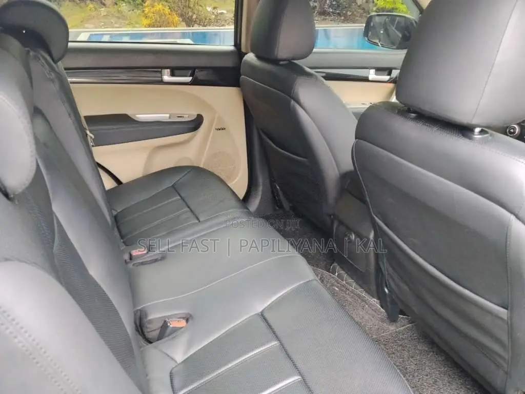 Kia Sorento Black Edition 2012 SUV (Used)