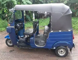 Bajaj 4 stroke 2015 Three Wheel (Used)