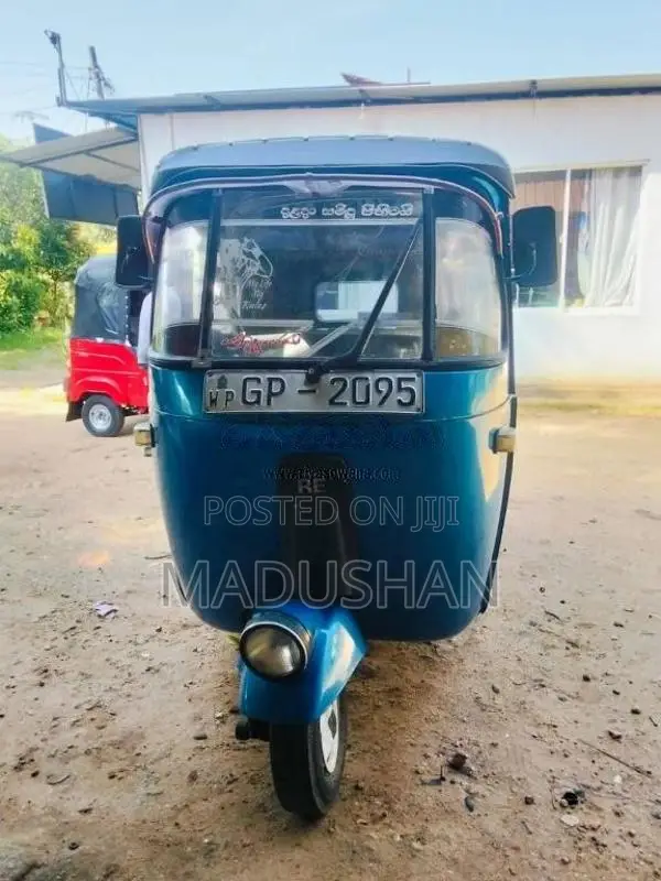Bajaj 2 stroke 2002 Three Wheel (Used)