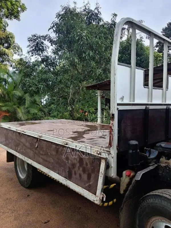 Isuzu 250 2026 Lorry (Used)