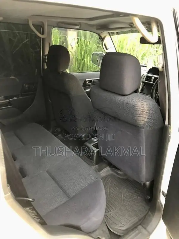 Mitsubishi Jeep 2000 SUV (Used)