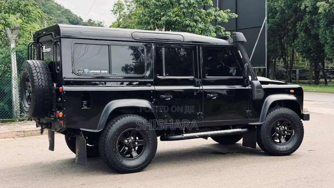 Land-Rover Defender 110 Puma 1985 SUV (Used)