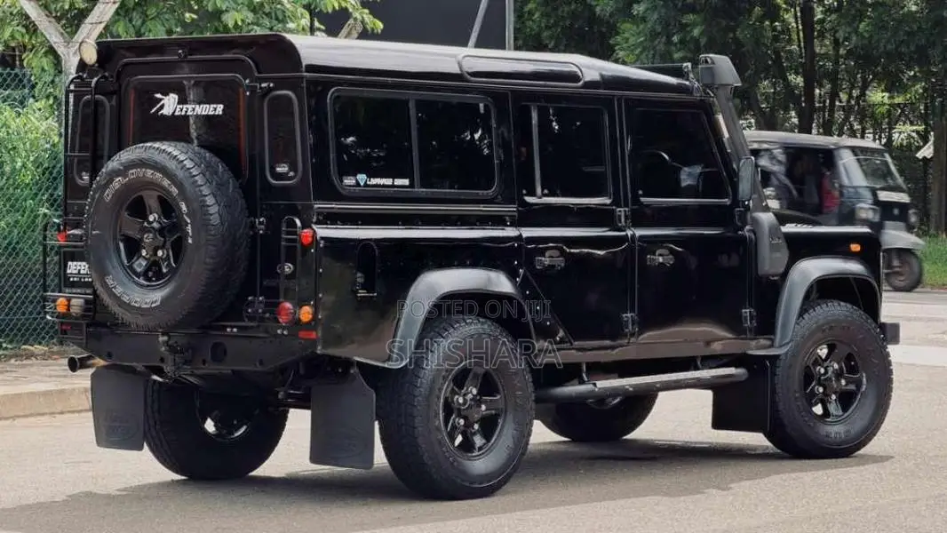 Land-Rover Defender 110 Puma 1985 SUV (Used)