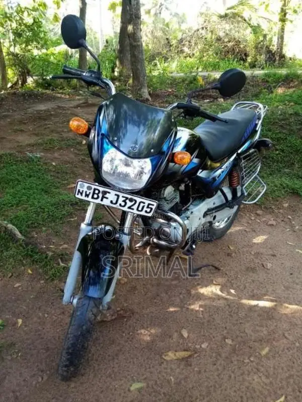 Bajaj CT-100 2017 Motorbike (Used)