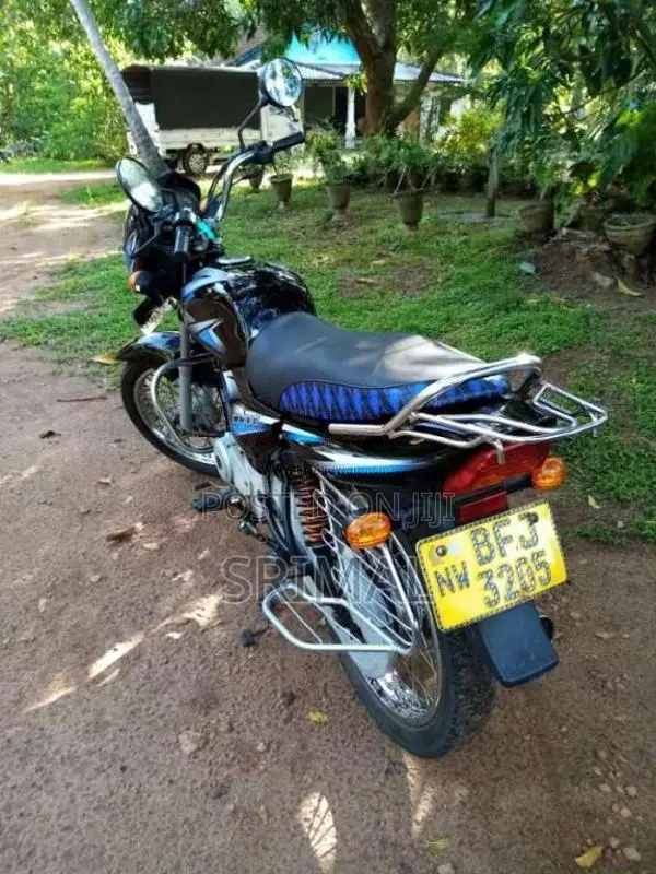 Bajaj CT-100 2017 Motorbike (Used)