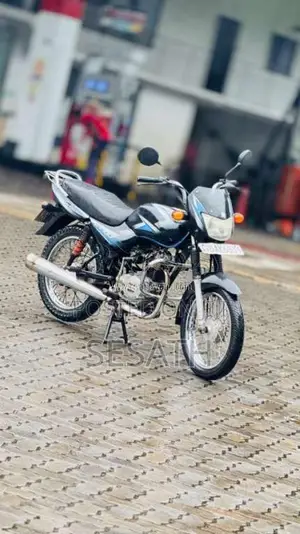 Bajaj CT-100 2013 Motorbike (Used)