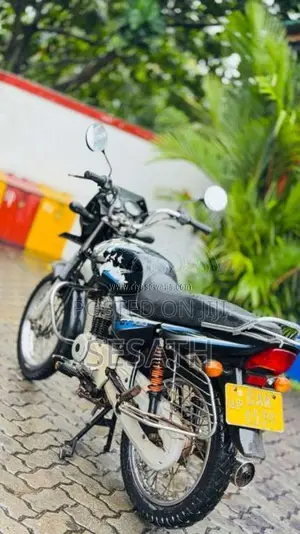 Bajaj CT-100 2013 Motorbike (Used)