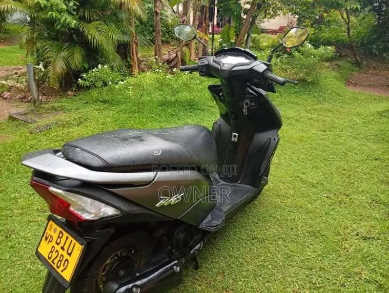 Honda Dio DX 2020 Motorbike (Used)