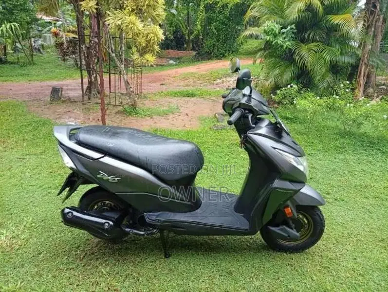 Honda Dio DX 2020 Motorbike (Used)