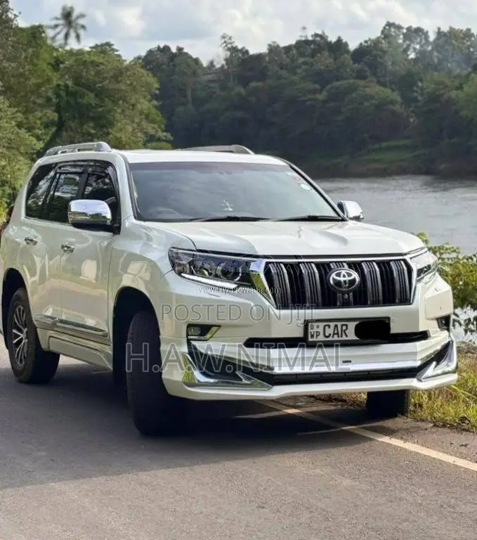 Toyota Land Cruiser 2015 SUV (Used)