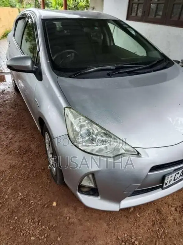 Toyota Aqua G Grade 2016 Car (Used)