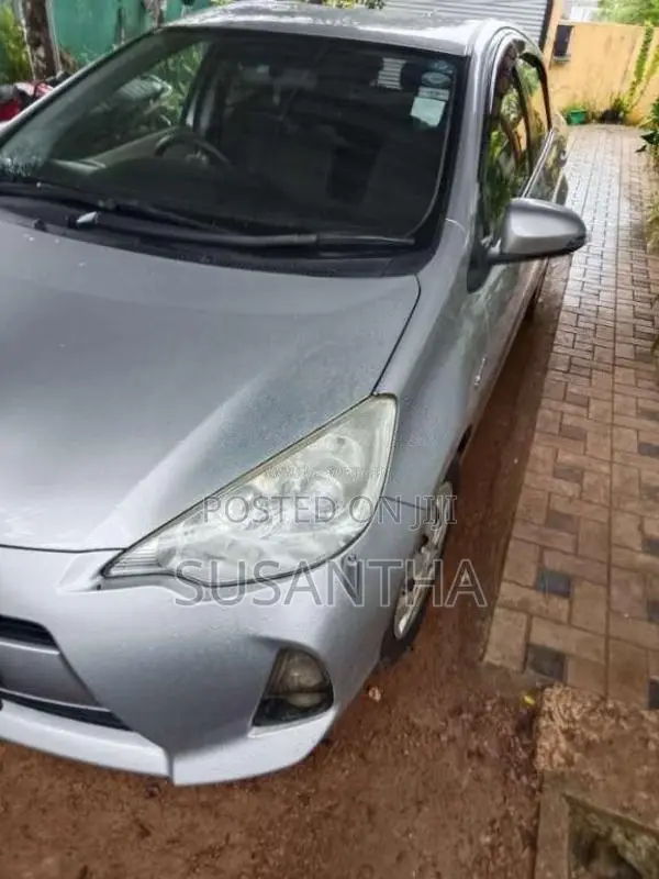 Toyota Aqua G Grade 2016 Car (Used)