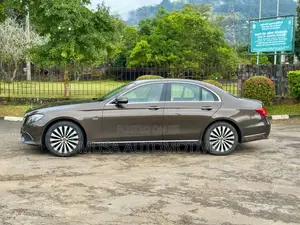 Mercedes-Benz E350e 2017 Car (Used)