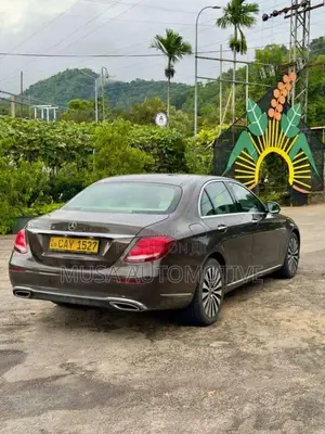 Mercedes-Benz E350e 2017 Car (Used)