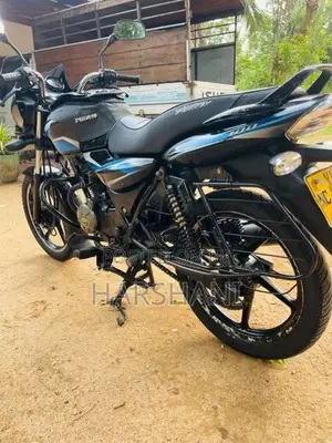 Bajaj Discover 100 2012 Motorbike (Used)