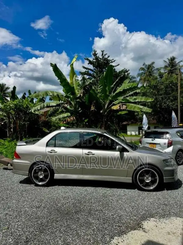 Mitsubishi CS1 2002 Car (Used)