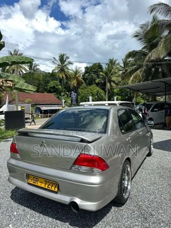 Mitsubishi CS1 2002 Car (Used)