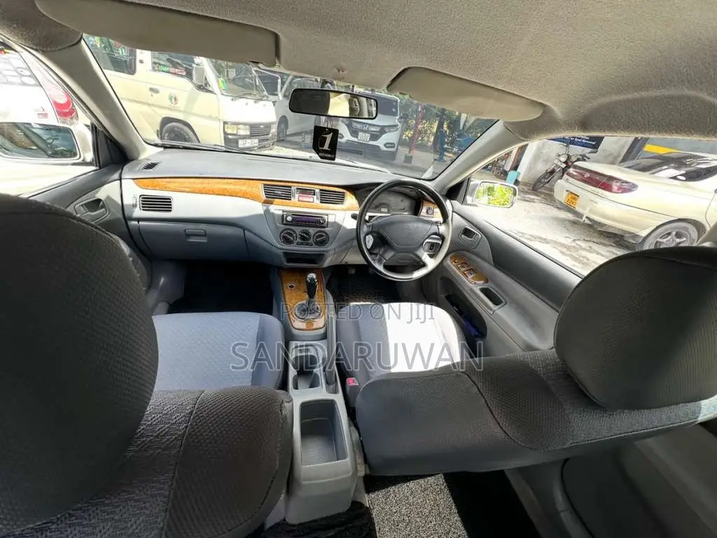 Mitsubishi CS1 2002 Car (Used)