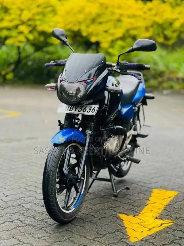 Bajaj Pulsar 2015 Motorbike (Used)