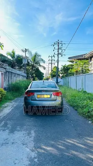 Kia Cerato 2012 Car (Used)