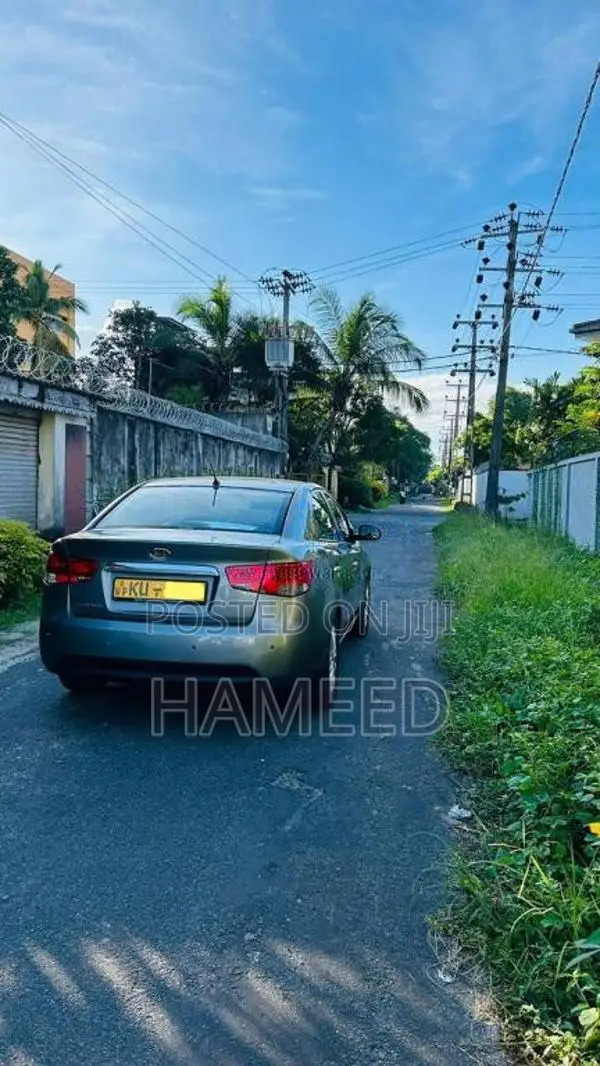 Kia Cerato 2012 Car (Used)