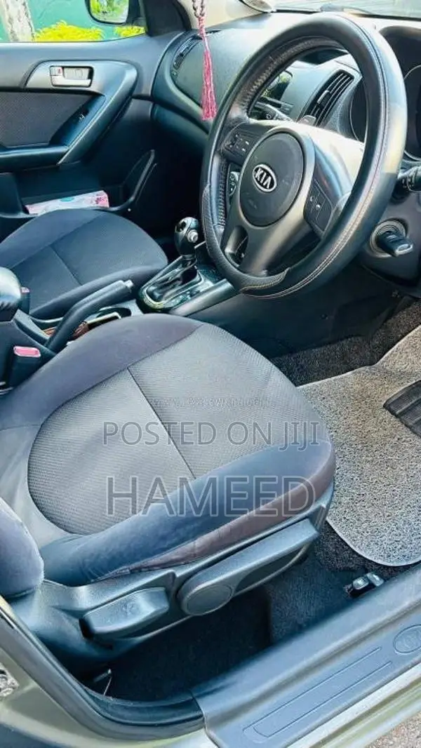 Kia Cerato 2012 Car (Used)