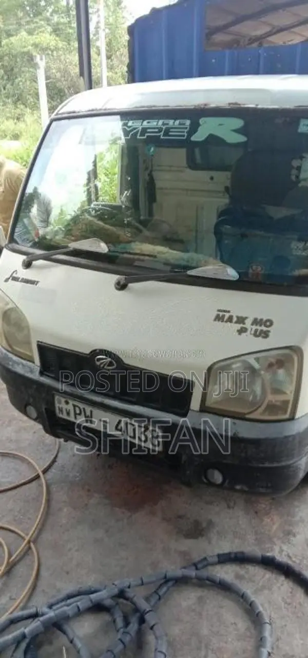 Mahindra Maxximo Plus 2013 Lorry (Used)