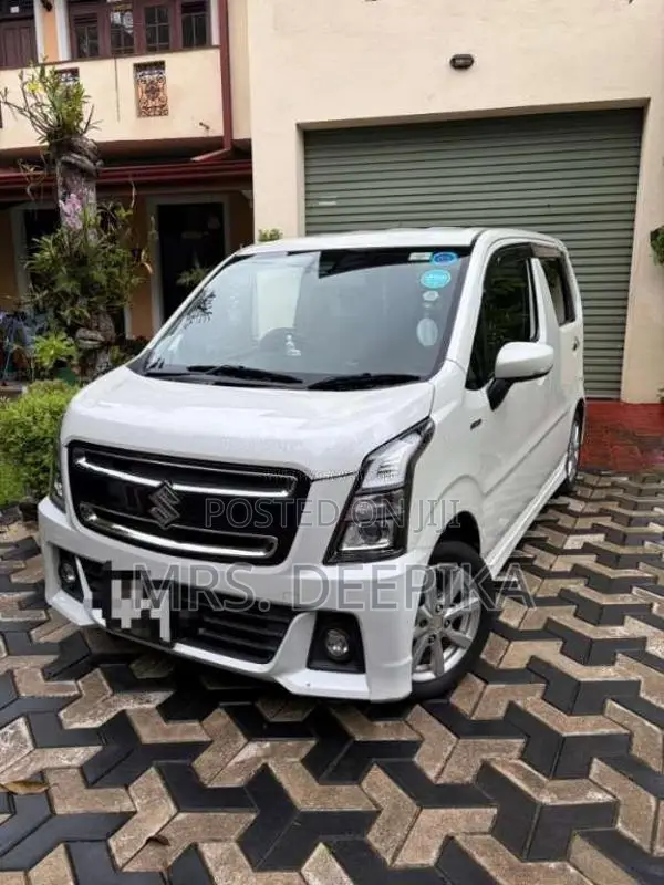 Suzuki Wagon R Stingray CBD 2018 Car (Used)
