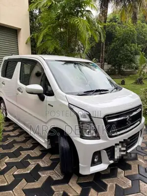Suzuki Wagon R Stingray CBD 2018 Car (Used)