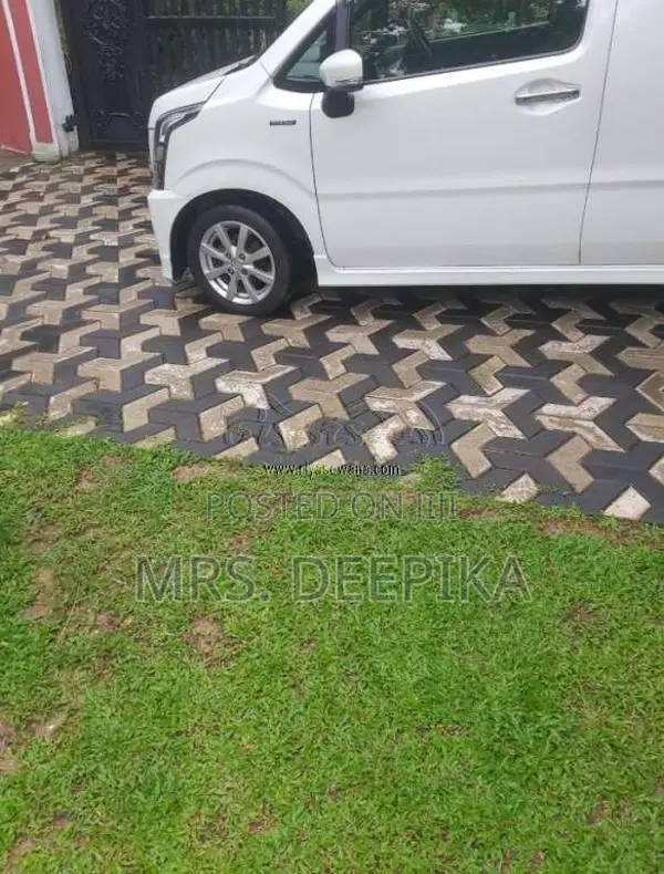 Suzuki Wagon R Stingray CBD 2018 Car (Used)