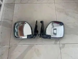 Mitsubishi Montero V76 side mirro (3 wire)