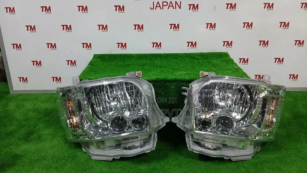 Toyota KDH 223 Head Light (One Side)
