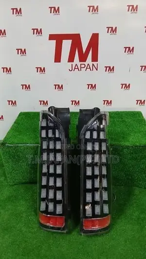 Toyota Hiace (KDH) 200 Tail Light (Both Side)