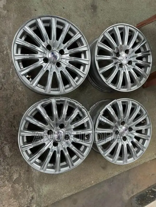 15” Alloy Wheels
