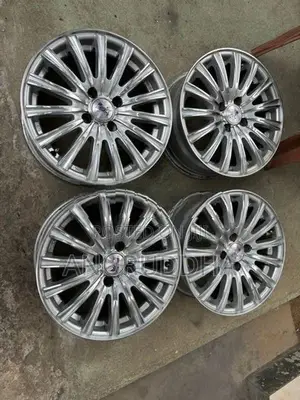 15” Alloy Wheels