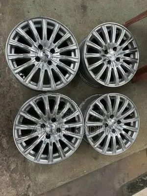 15” Alloy Wheels