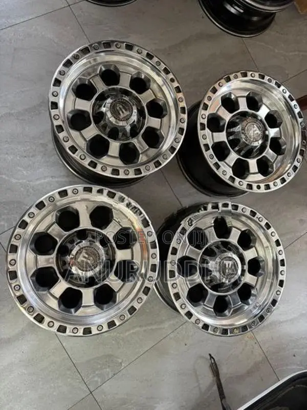 15” Alloy Wheels