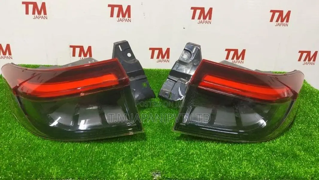 Honda Vezel RV5 Tail Light (One Side)
