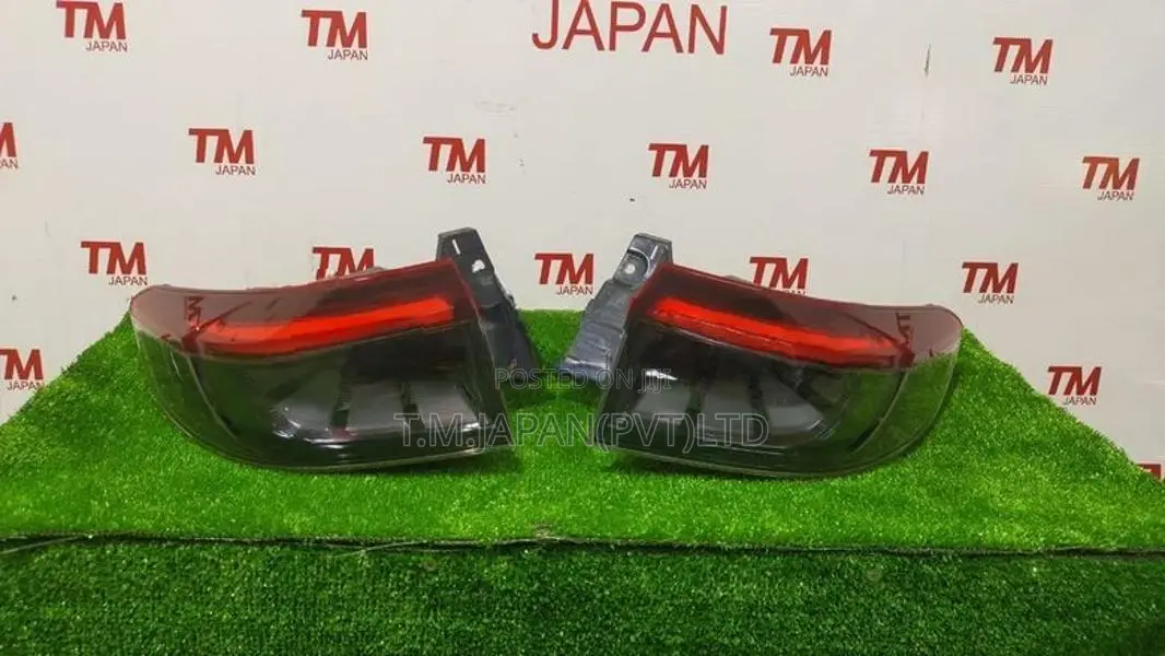 Honda Vezel RV5 Tail Light (One Side)