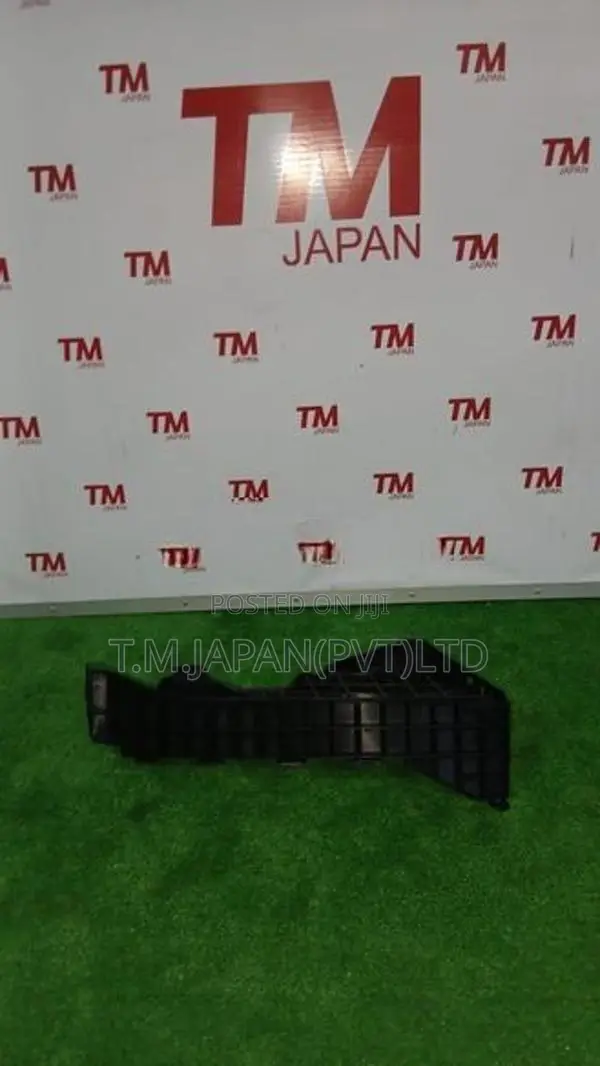 Honda Vezel RV5 Bumper Bracket