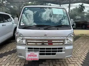 Suzuki Carry Safety button 4WD 2023