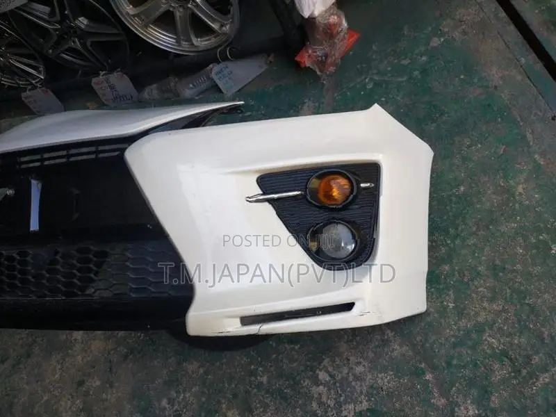 Toyota Prius 30 GS Front Bumper