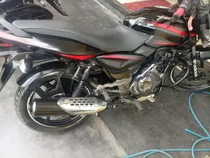 Bajaj Pulsar 150 2018