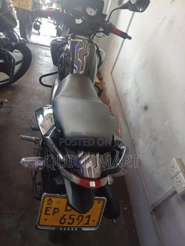 TVS Apache RTR 180 2014