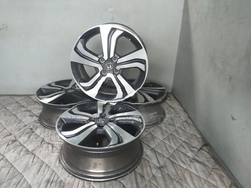 Honda Grace Alloy Wheel Set