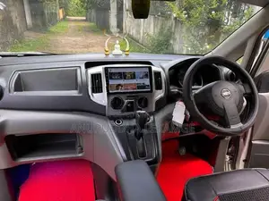Nissan NV200 E 2010